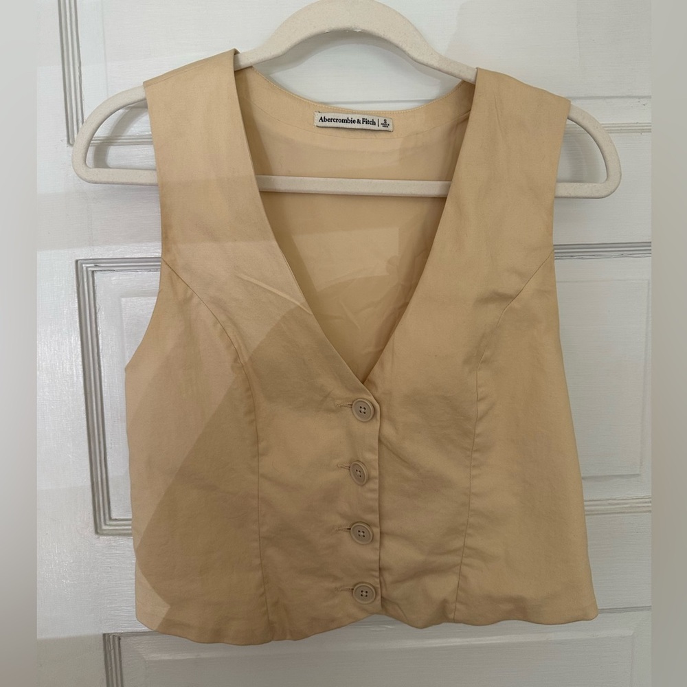 Abercrombie vest